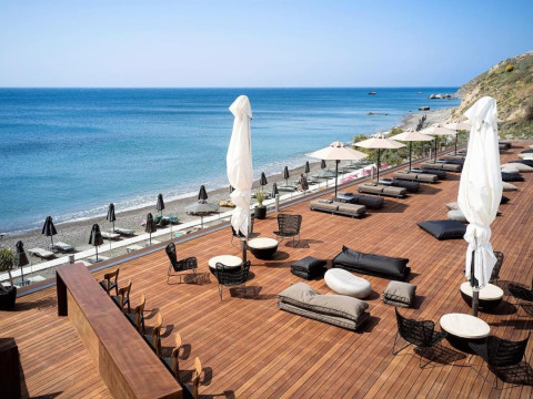 Dimitra Beach Hotel & Suites