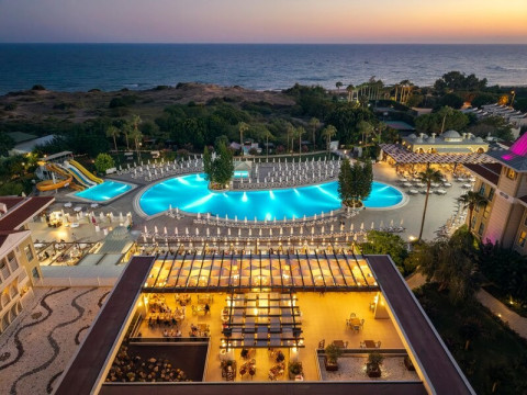 Side Star Resort