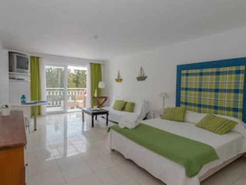 GERAKAS BELVEDERE HOTEL amp; LUXURY SUITES