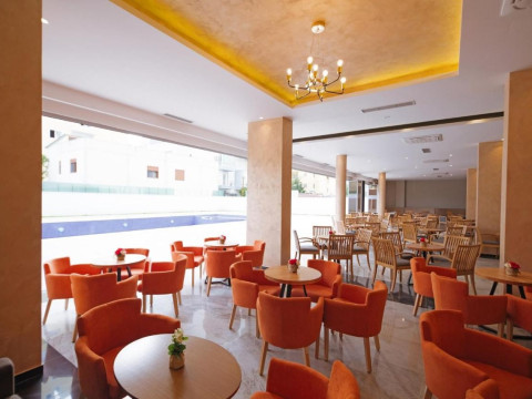Horizont Hotel