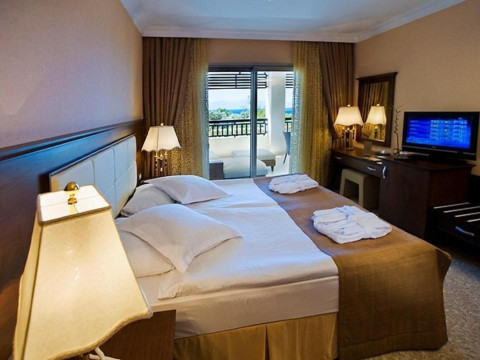 Latanya Park Resort