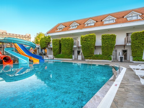 Side Story Resort & Spa