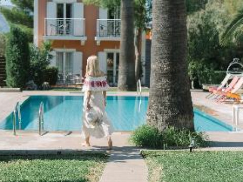 AEOLOS BOUTIQUE RESORT AND SUITES