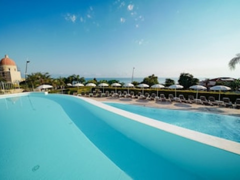 SENTIDO MICHELIZIA TROPEA RESORT