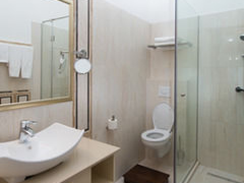 LA STRADA BOUTIQUE VILLA