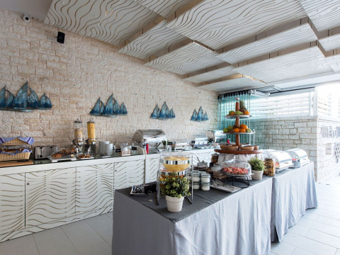 Melina Bay Boutique Hotel