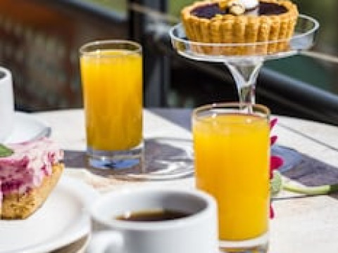 THALASSA APART HOTEL