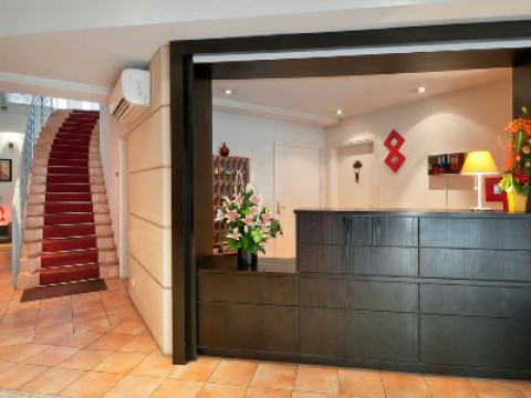 ADAGIO ACCESS ACROPOLIS