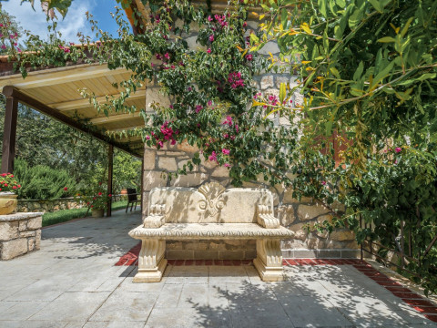 AGRIKIA VILLA
