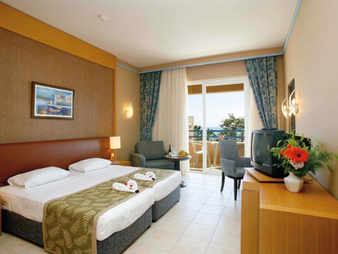 LABRANDA ALANTUR RESORT