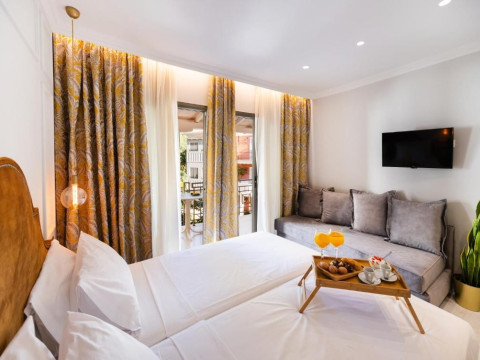 Eva Beach Hotel