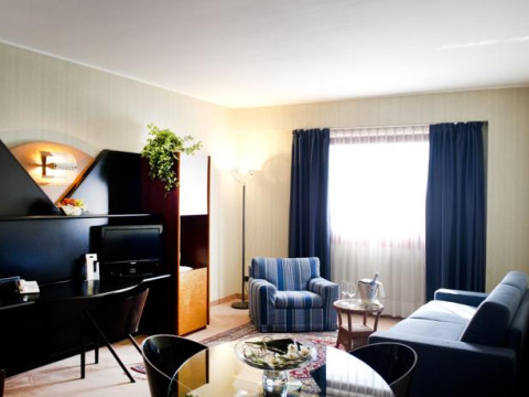 ABACUS HOTEL