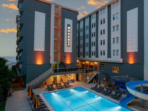 Monart City Hotel
