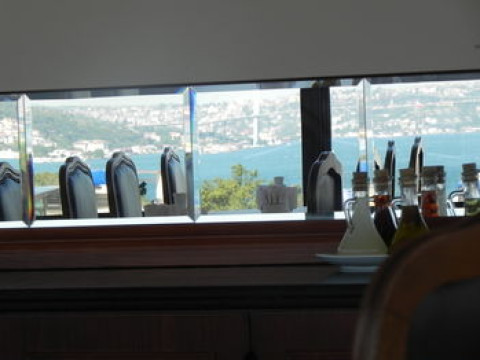 SERES HOTEL