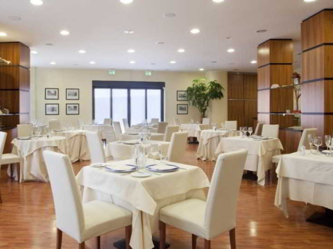 HOLIDAY INN CAGLIARI