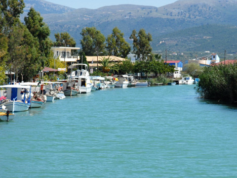 ANDRIANNA APARTMENTS