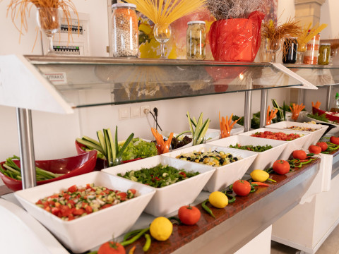 Tiana Beach Hotel
