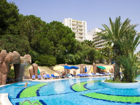 FANTASIA DELUXE HOTEL