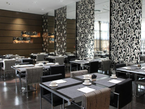 AC HOTEL SOM BY MARRIOTT