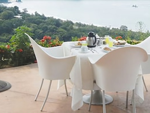 PALAU CITY HOTEL