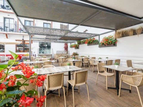 Neptuno Hotel (Calella)