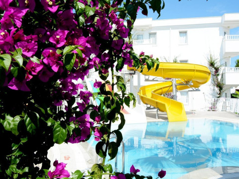 Bendis Beach Hotel