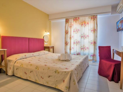 Nami Hotel amp; Suites