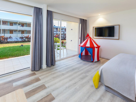 Abora Interclub by Lopesan Hotels