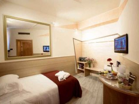 IH HOTELS MILANO ST. JOHN