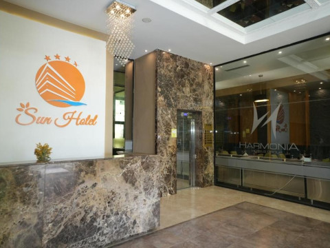 Sun Hotel