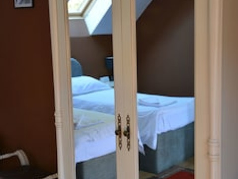 CRISTIAN INN