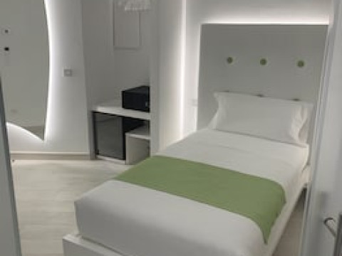 AHD ROOMS
