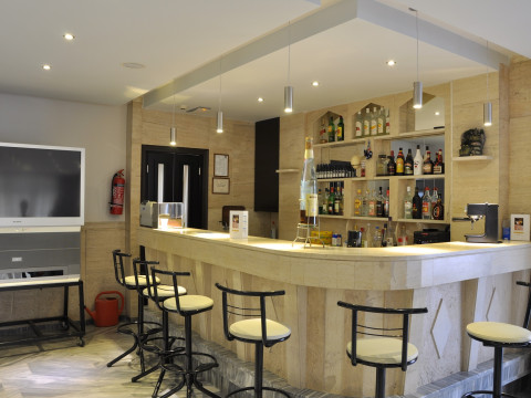 Dimitris Paritsa Hotel