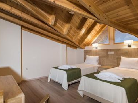 Konaki Ouranoupolis Hotel
