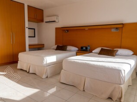 1 BEDROOM WITH DOUBLE VIEW