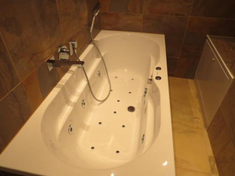 1080 City Apartments