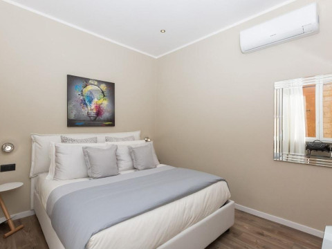126 Gracchi Suites