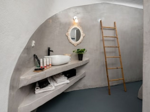 1812 CAVES 'N MANSION