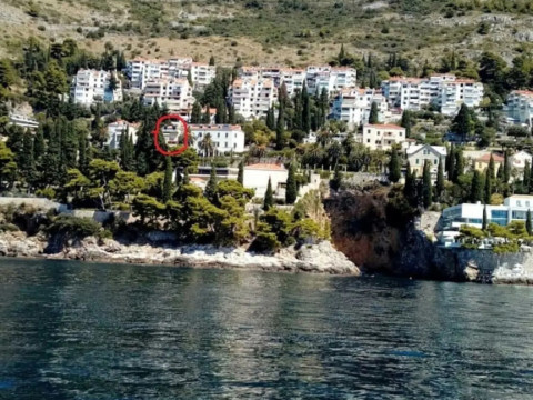2-bed Apt, Sleeps 4 With Sea View, 10 min to Beach
