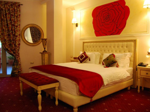 Hotel 2 KITARRAT Boutique Hotel & SPA