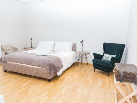 200 Rooms & Terrace