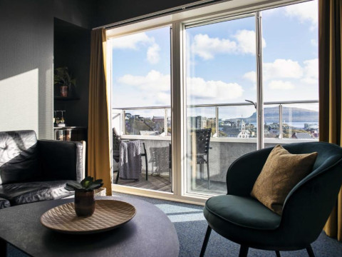 62N Hotel