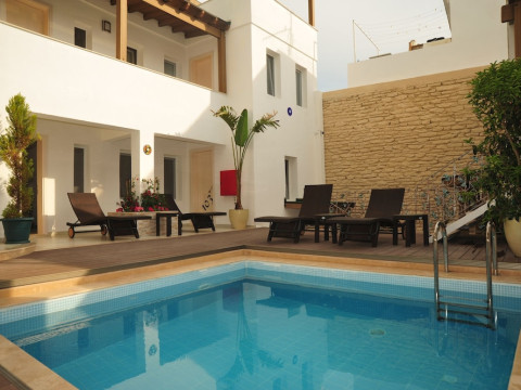 7 ART FESLEGEN HOTEL