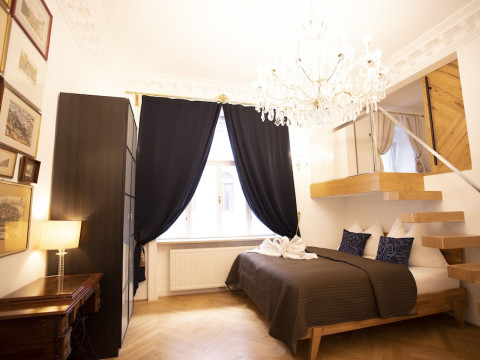 7th Heaven Vienna Center Apartments