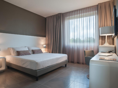 8Piuhotel