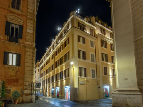 9Hotel Cesari