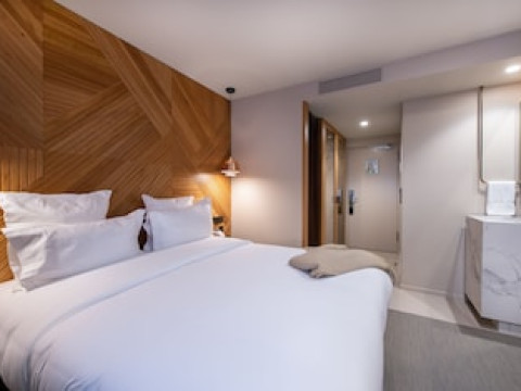 9HOTEL PAQUIS