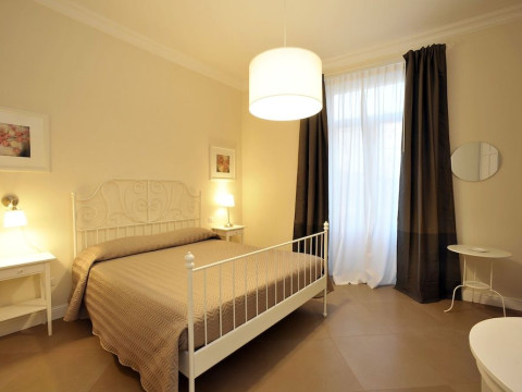 A DUE PASSI B&B