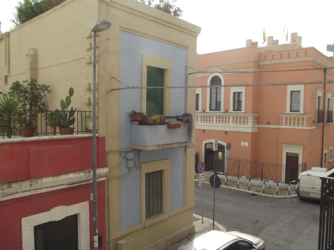 A DUE PASSI DAL CENTRO