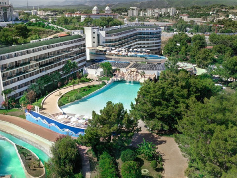 A GOOD LIFE UTOPIA FAMILY RESORT